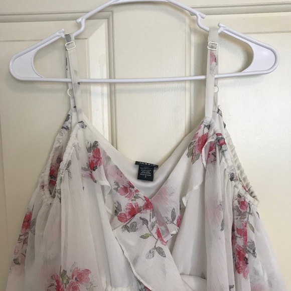 Torrid Chiffon Cold Shoulder Flutter Sleeve Surplice Floral Blouse Plus Size 2 - Picture 5 of 8